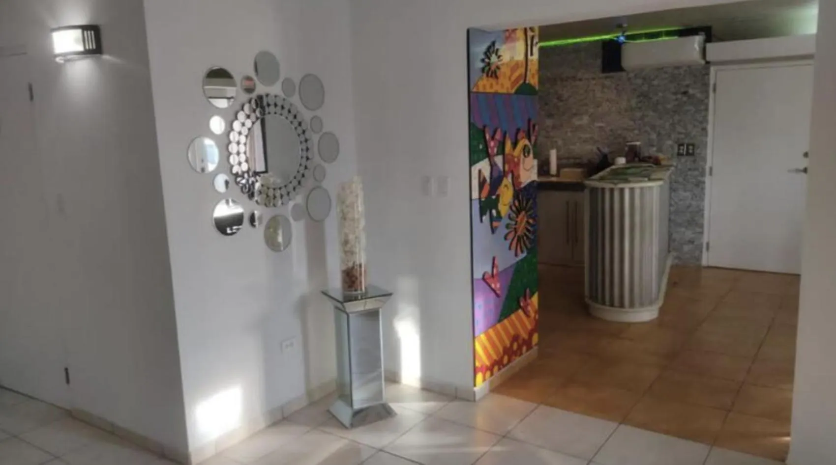 Genesis Apartments Palm Beach