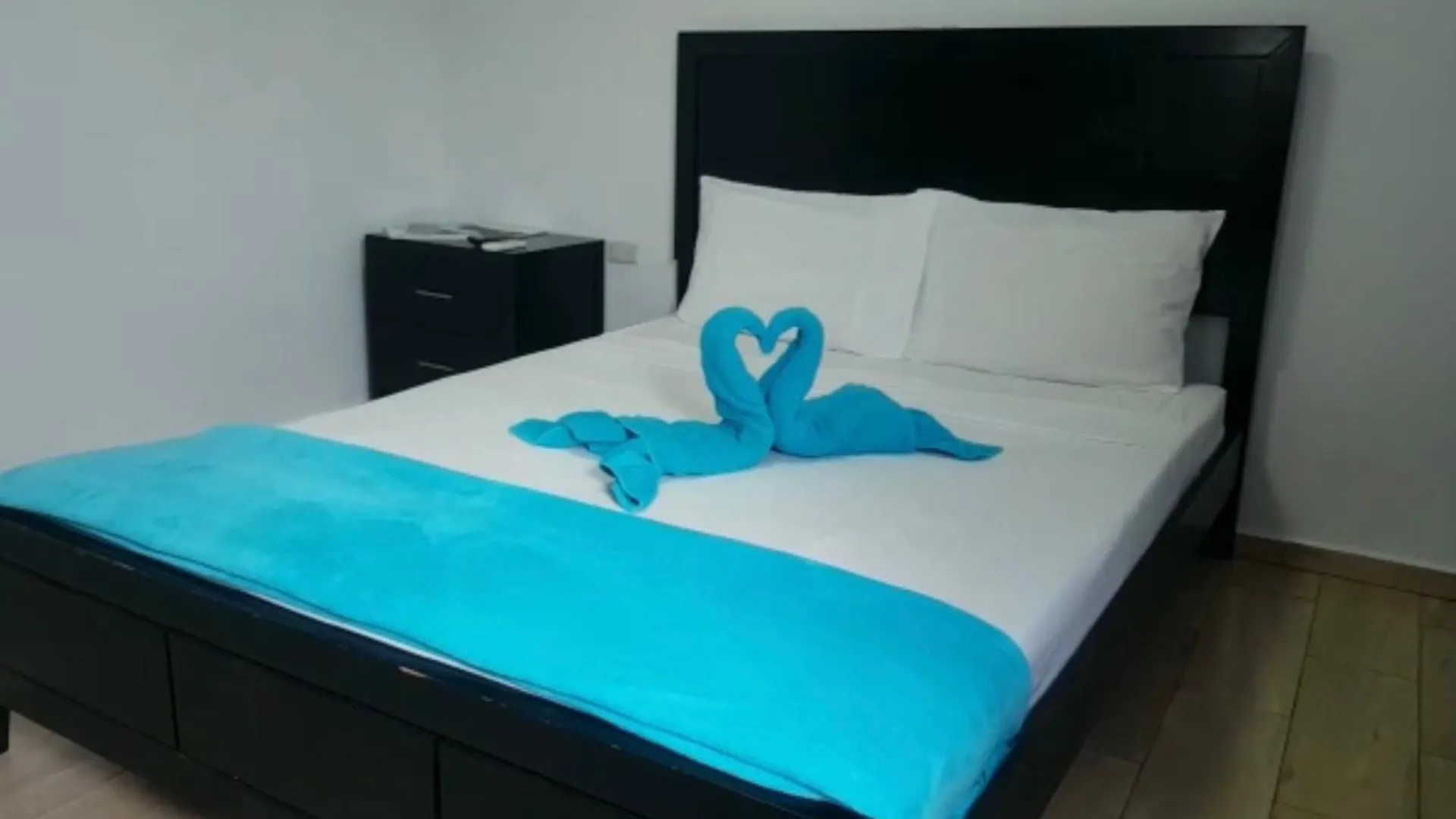 Genesis Apartments Palm Beach