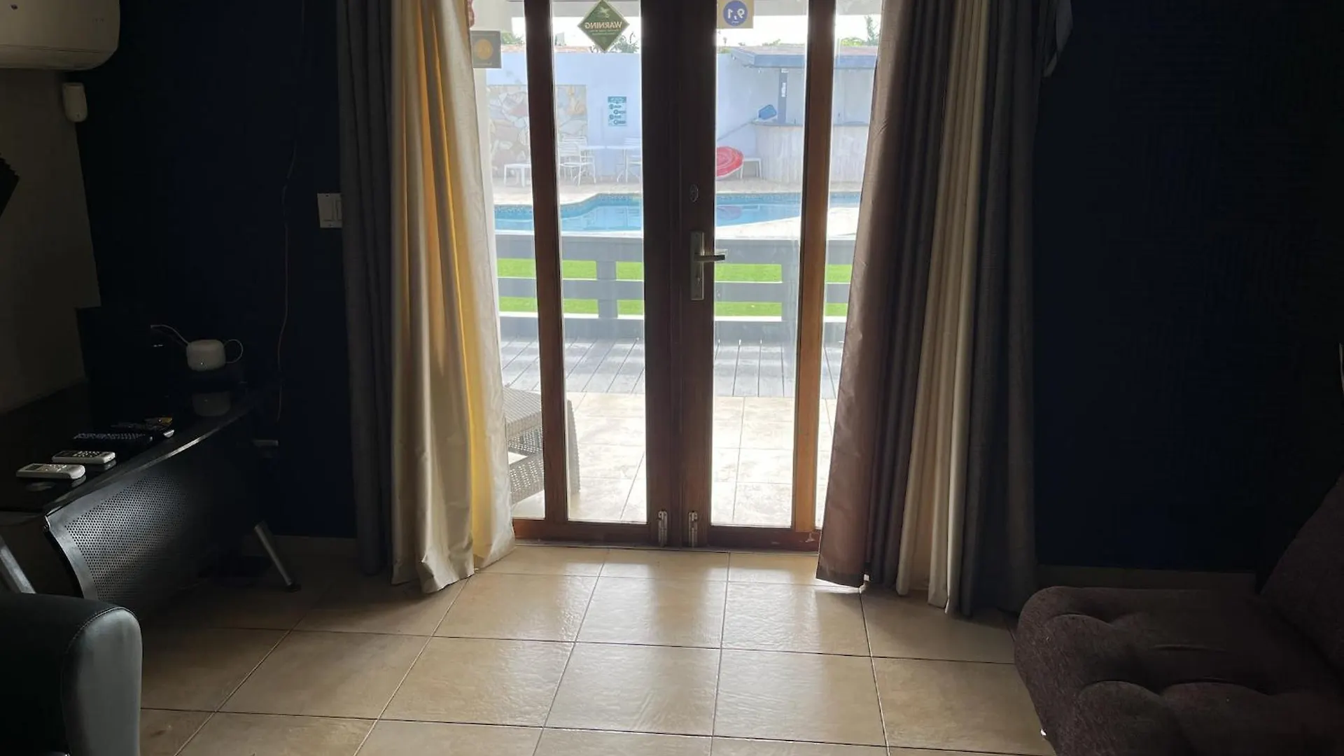 Genesis Apartments Palm Beach